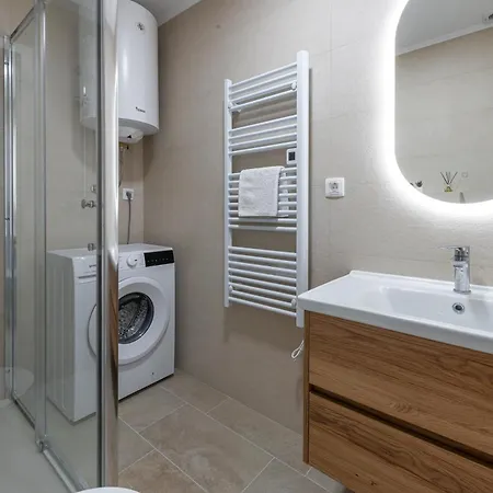 Mode Apartment *